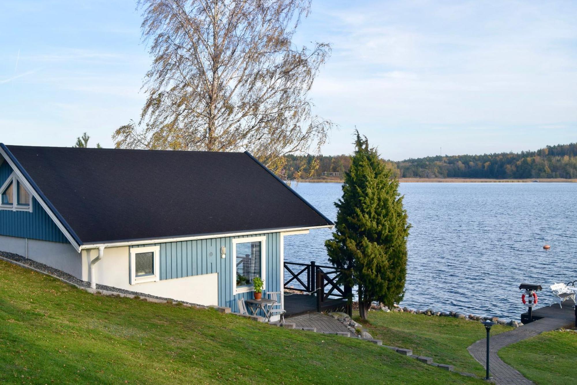 Sjoestuga/Gaesthus I Skaergarden. Akersberga Exterior photo